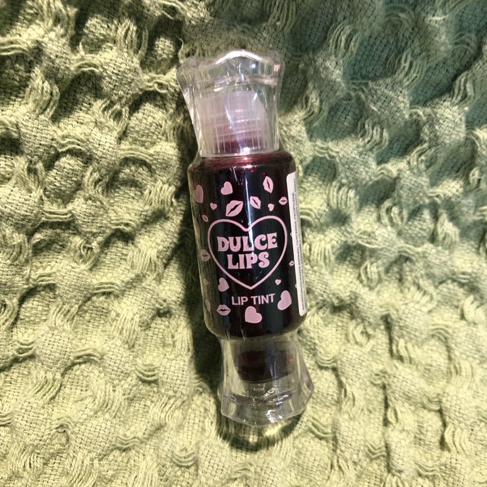 Amuse Dulce Lips  Tint - Deep Purple. 0.35 Oz